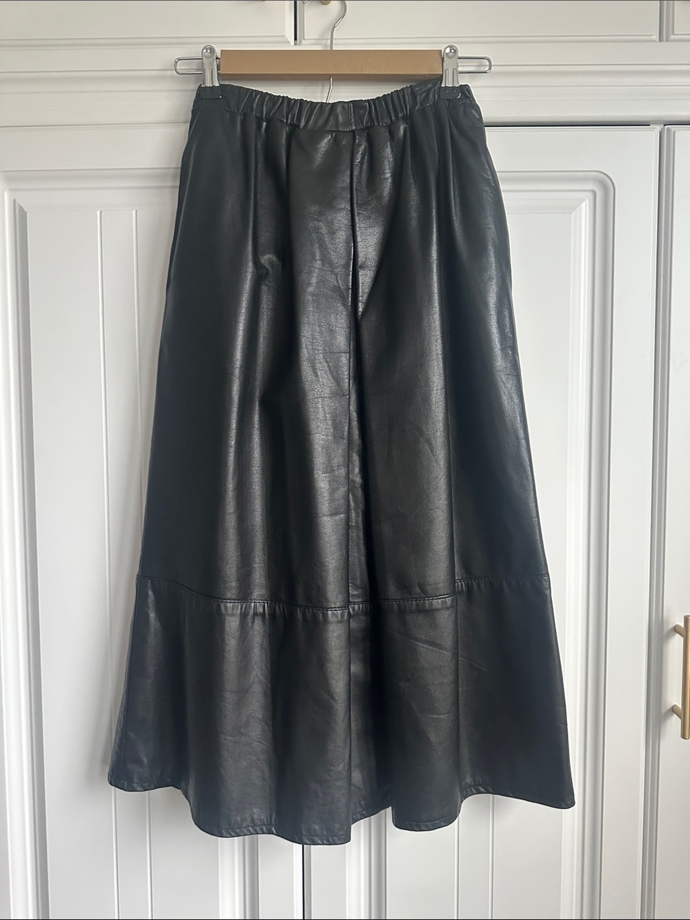 Vintage Siena New York Genuine Leather Midi Skirt w/ Pockets